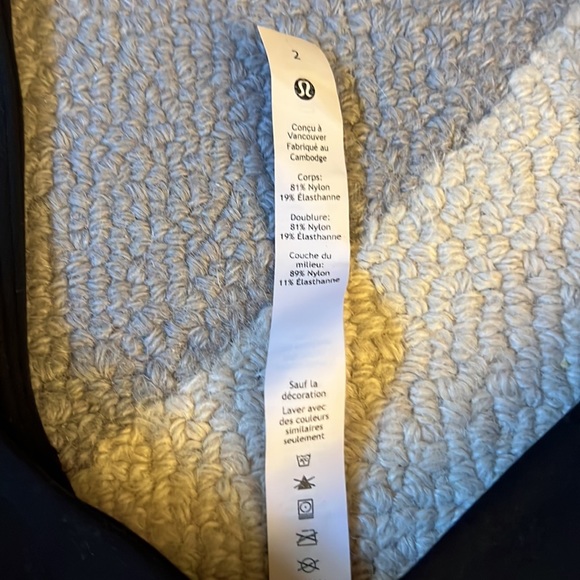 EUC Lululemon Align navy blue top size 2 - Picture 2 of 3